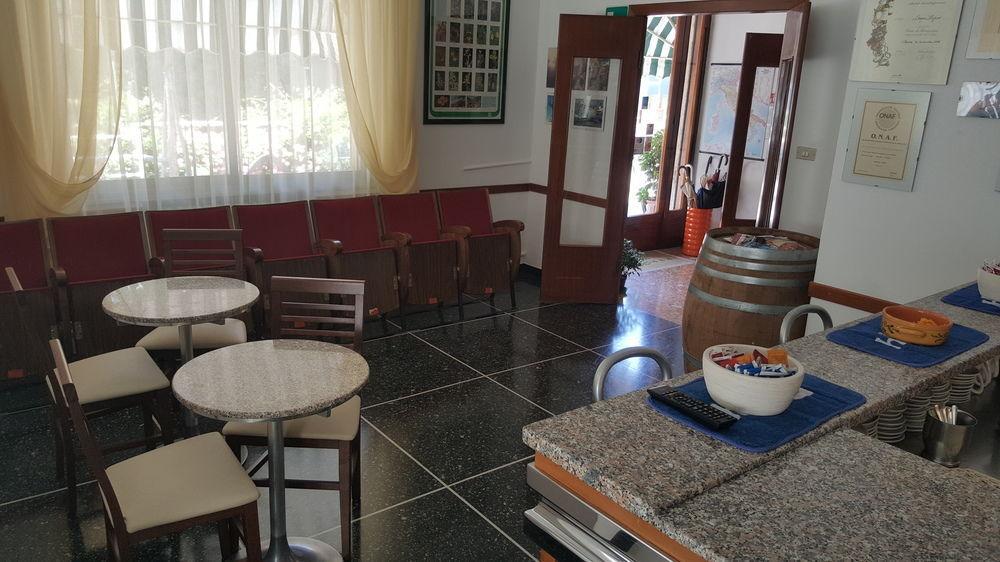 Albergo Adriana Celle Ligure Extérieur photo
